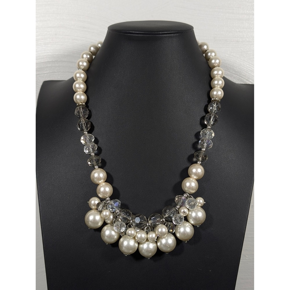 Glass Faux Pearl & Faceted Bead Cluster Necklace 22" Gray Silver Tone Layered